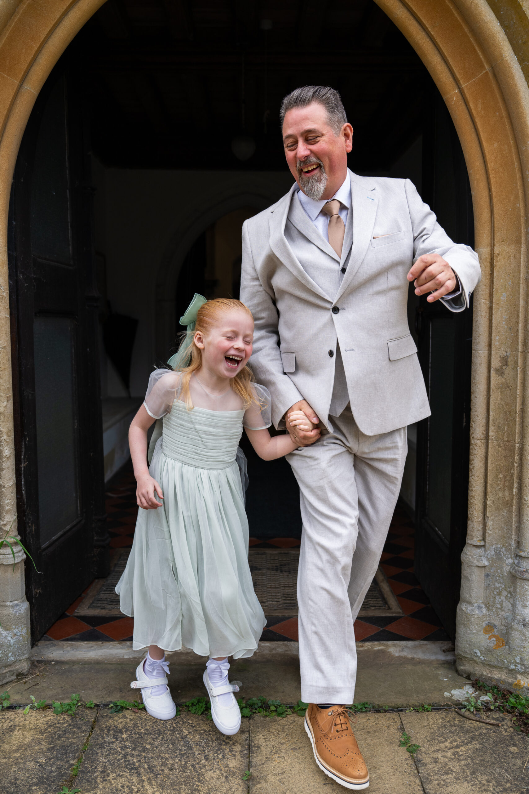 Candid wedding moment captured by Mike Silver Photography