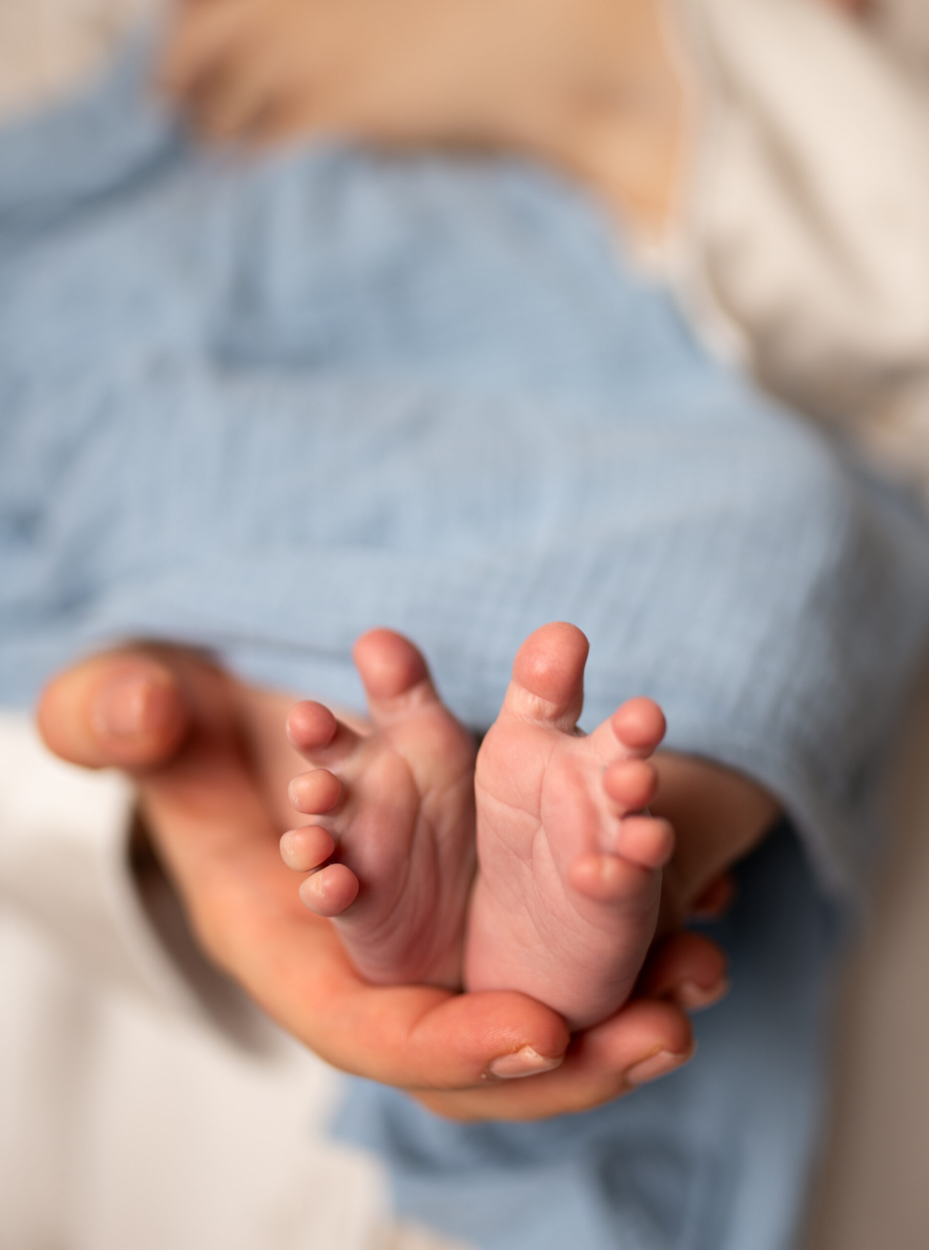 Natural maternity photography in Hertfordshire by Mike Silver