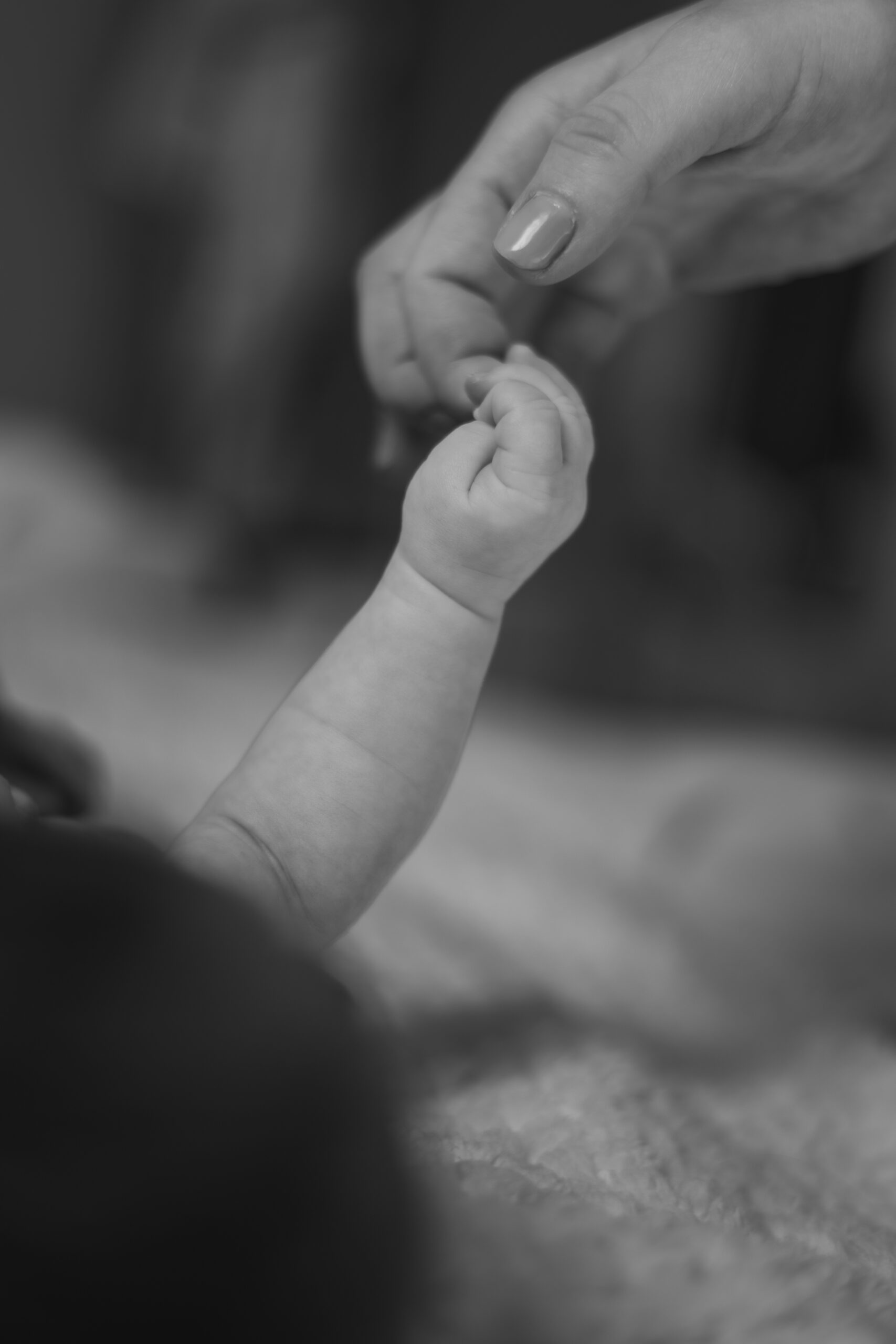 Outdoor pregnancy photoshoot Hertfordshire by Mike Silver Photography